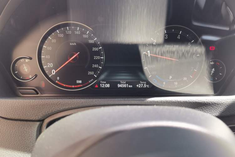 Used BMW 4 Series 2019 425i Gran Coupe M Sport Package Odometer Close Up