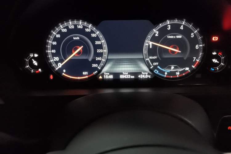 Used BMW 4 Series 2019 425i Gran Coupe M Sport Package Odometer Close Up