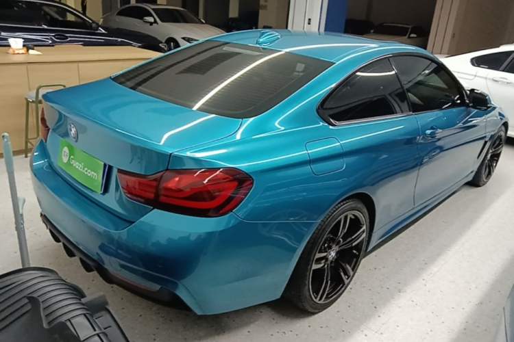 Used BMW 4 Series 2019 425i M Sport Night Edition Rear Right 45 Deg