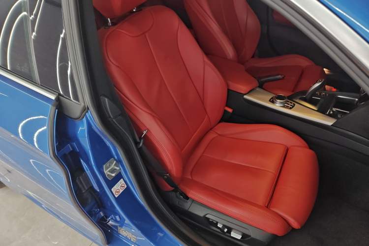 Used BMW 4 Series 2019 425i Gran Coupe M Sport Package Right Front Seat