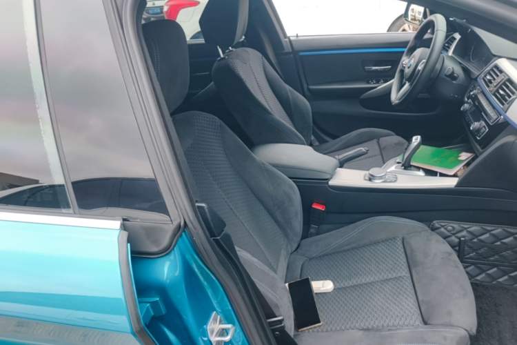 Used BMW 4 Series 2019 425i Gran Coupe M Sport Package Right Front Seat