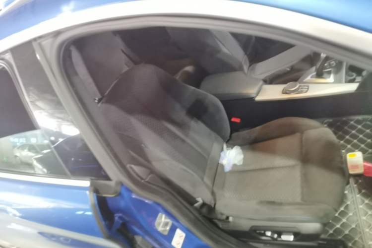 Used BMW 4 Series 2019 425i Gran Coupe M Sport Package Right Front Seat