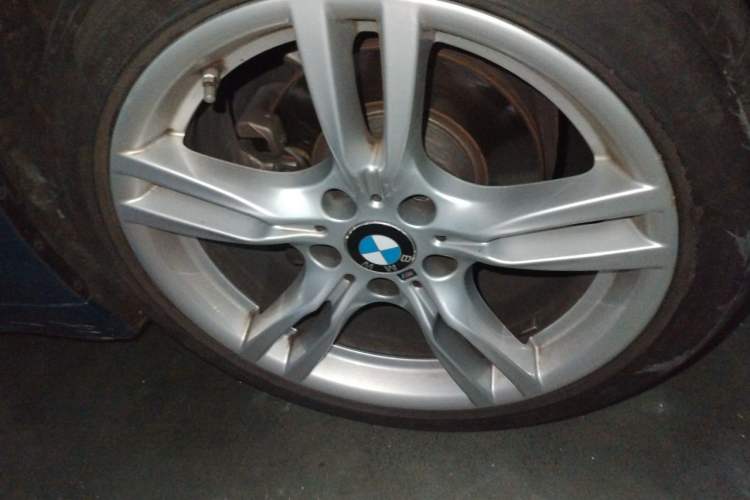 Used BMW 4 Series 2019 425i Gran Coupe M Sport Package Right Front Wheel Hub