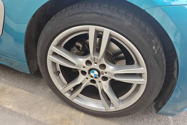 Used BMW 4 Series 2019 425i M Sport Package Right Front Wheel Hub
