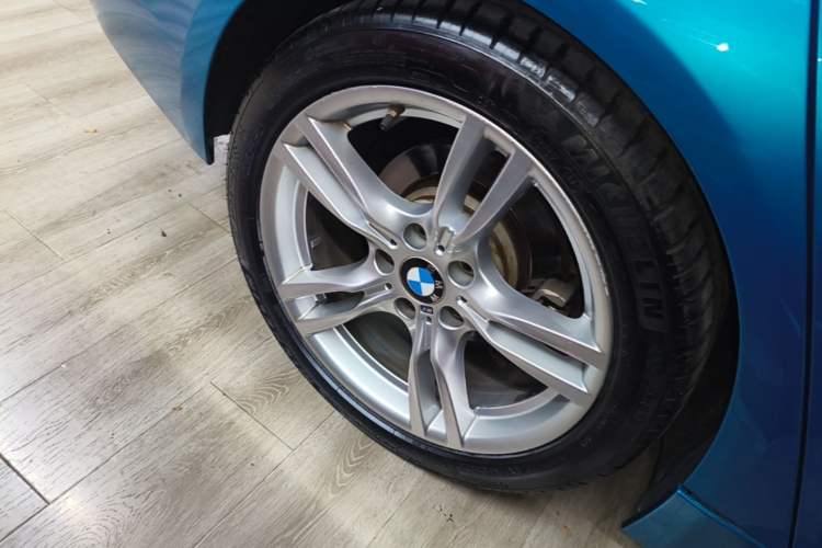 Used BMW 4 Series 2019 425i Gran Coupe M Sport Package Right Rear Wheel Hub