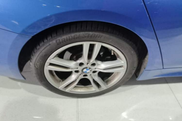 Used BMW 4 Series 2019 425i Gran Coupe M Sport Package Right Rear Wheel Hub
