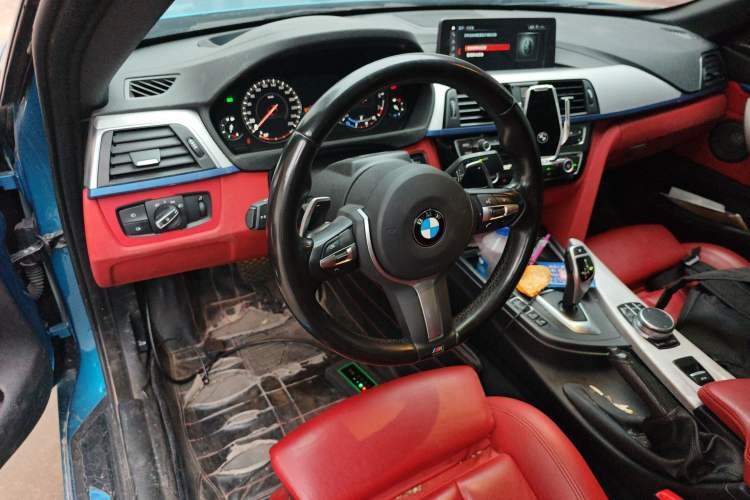Used BMW 4 Series 2019 425i Convertible M Sport Night Edition Steering Wheel