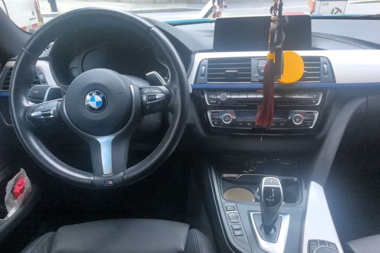 Used BMW 4 Series 2019 425i Gran Coupe M Sport Night Edition Steering Wheel
