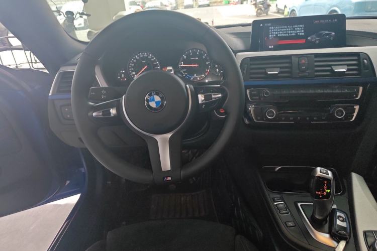 Used BMW 4 Series 2019 425i Gran Coupe M Sport Package Steering Wheel