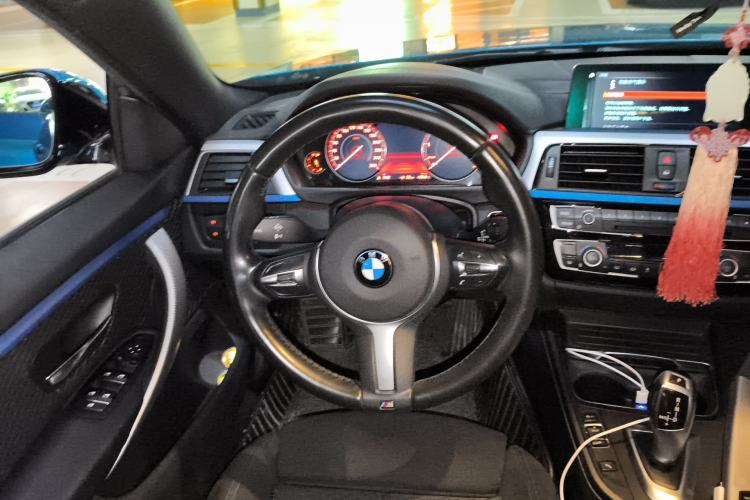 Used BMW 4 Series 2019 425i Gran Coupe M Sport Package Steering Wheel