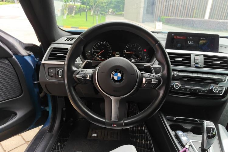 Used BMW 4 Series 2019 425i M Sport Package Steering Wheel