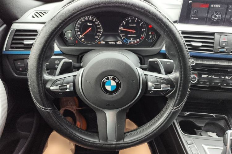 Used BMW 4 Series 2019 425i M Sport Package Steering Wheel