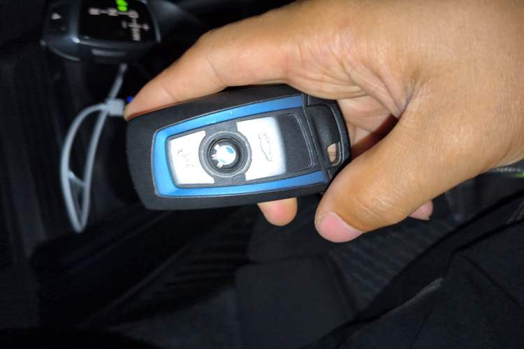 Used BMW 4 Series 2019 425i Gran Coupe M Sport Package Vehicle Key