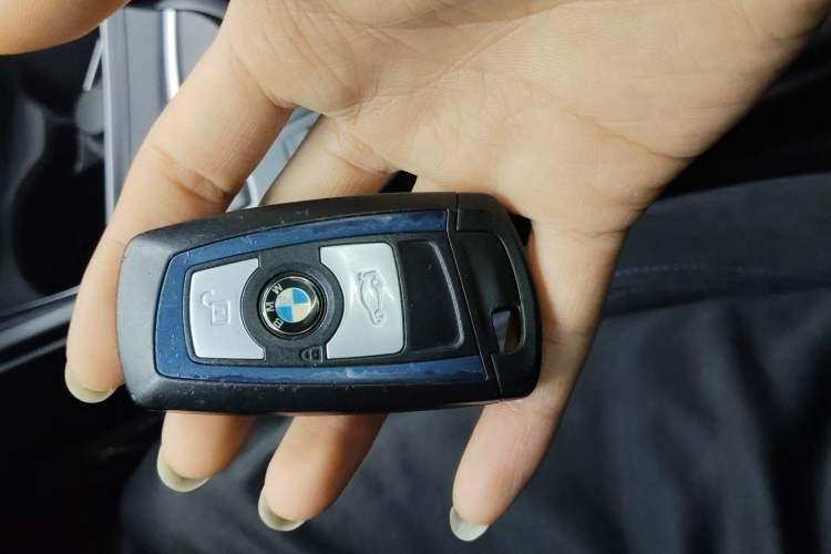 Used BMW 4 Series 2019 425i Gran Coupe M Sport Package Vehicle Key