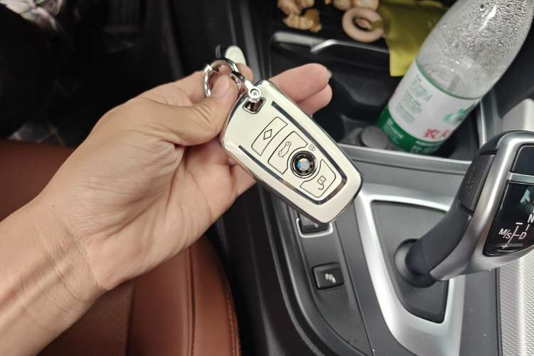 Used BMW 4 Series 2019 425i M Sport Package Vehicle Key