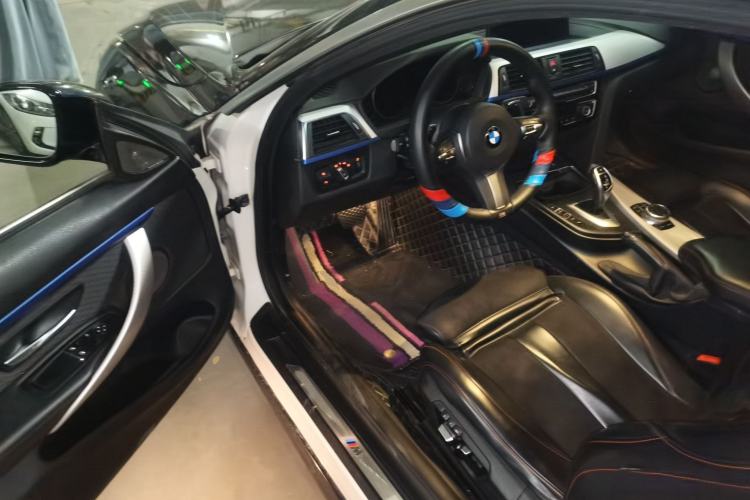 Used BMW 4 Series 2019 425i M Sport Package Driver Seat