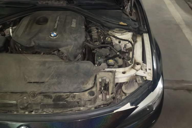 Used BMW 4 Series 2019 425i M Sport Package Engine Bay Left