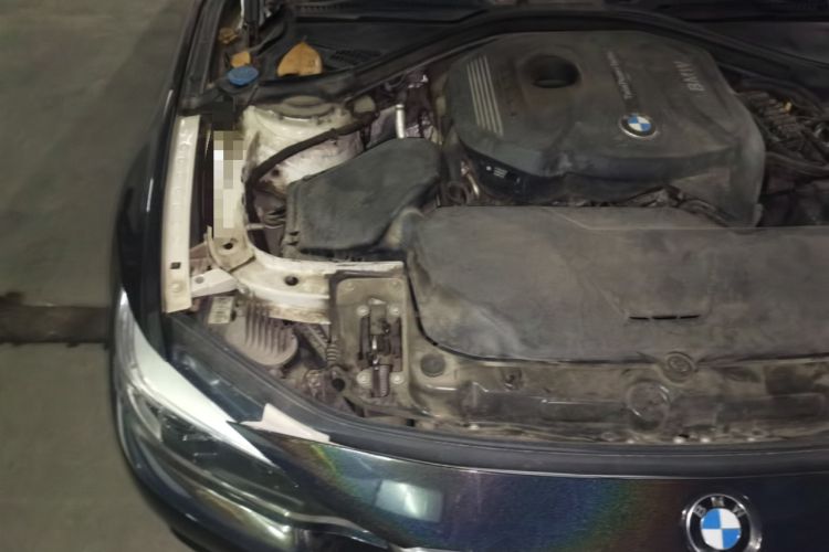 Used BMW 4 Series 2019 425i M Sport Package Engine Bay Right