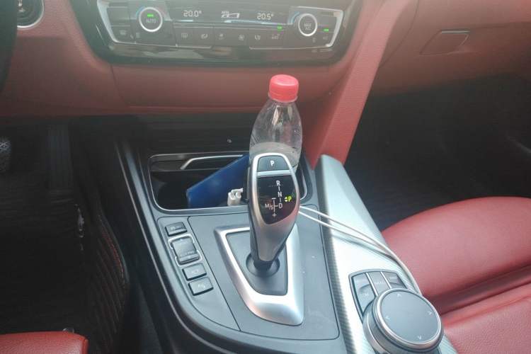 Used BMW 4 Series 2019 425i M Sport Night Edition Gear Lever