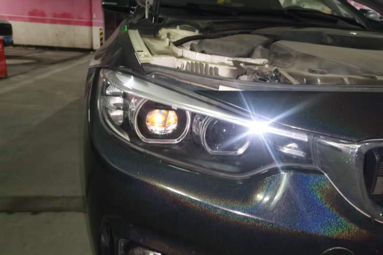 Used BMW 4 Series 2019 425i M Sport Package Right Front Headlight