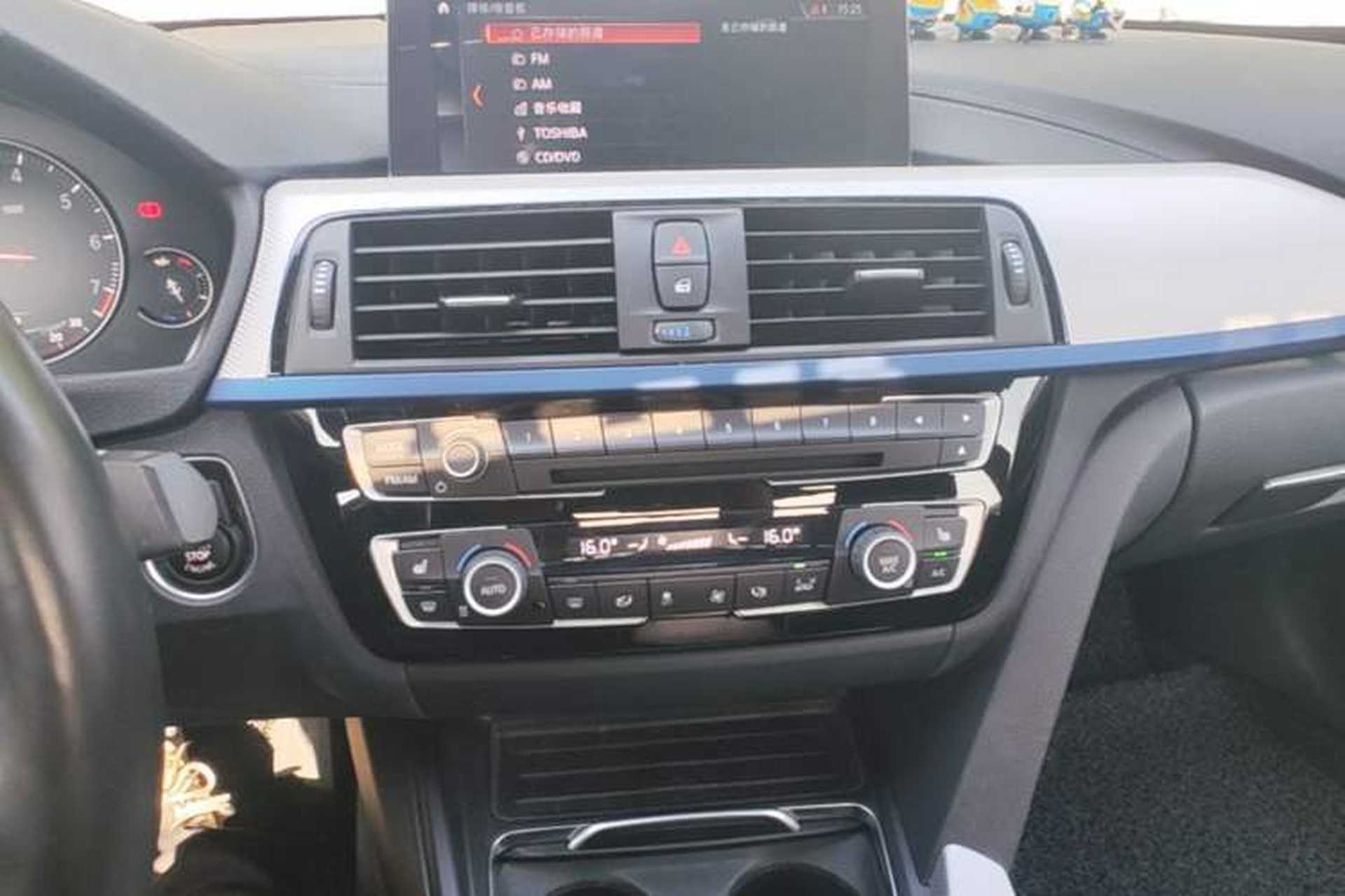 Used BMW 4 Series 2019 425i M Sport Package Audio And AC Panel