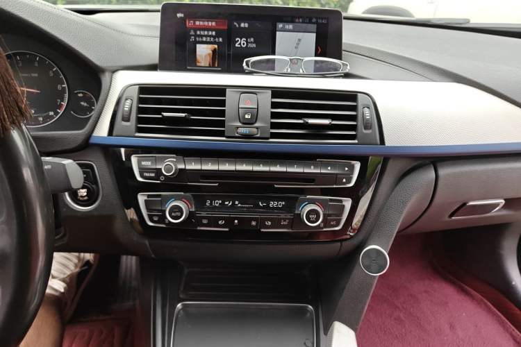 Used BMW 4 Series 2019 425i Gran Coupe M Sport Package Audio And AC Panel