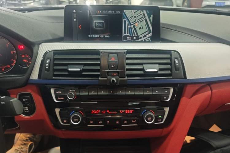 Used BMW 4 Series 2019 425i Gran Coupe M Sport Night Edition Audio And AC Panel