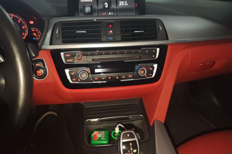 Used BMW 4 Series 2019 425i Gran Coupe M Sport Night Edition Audio And AC Panel