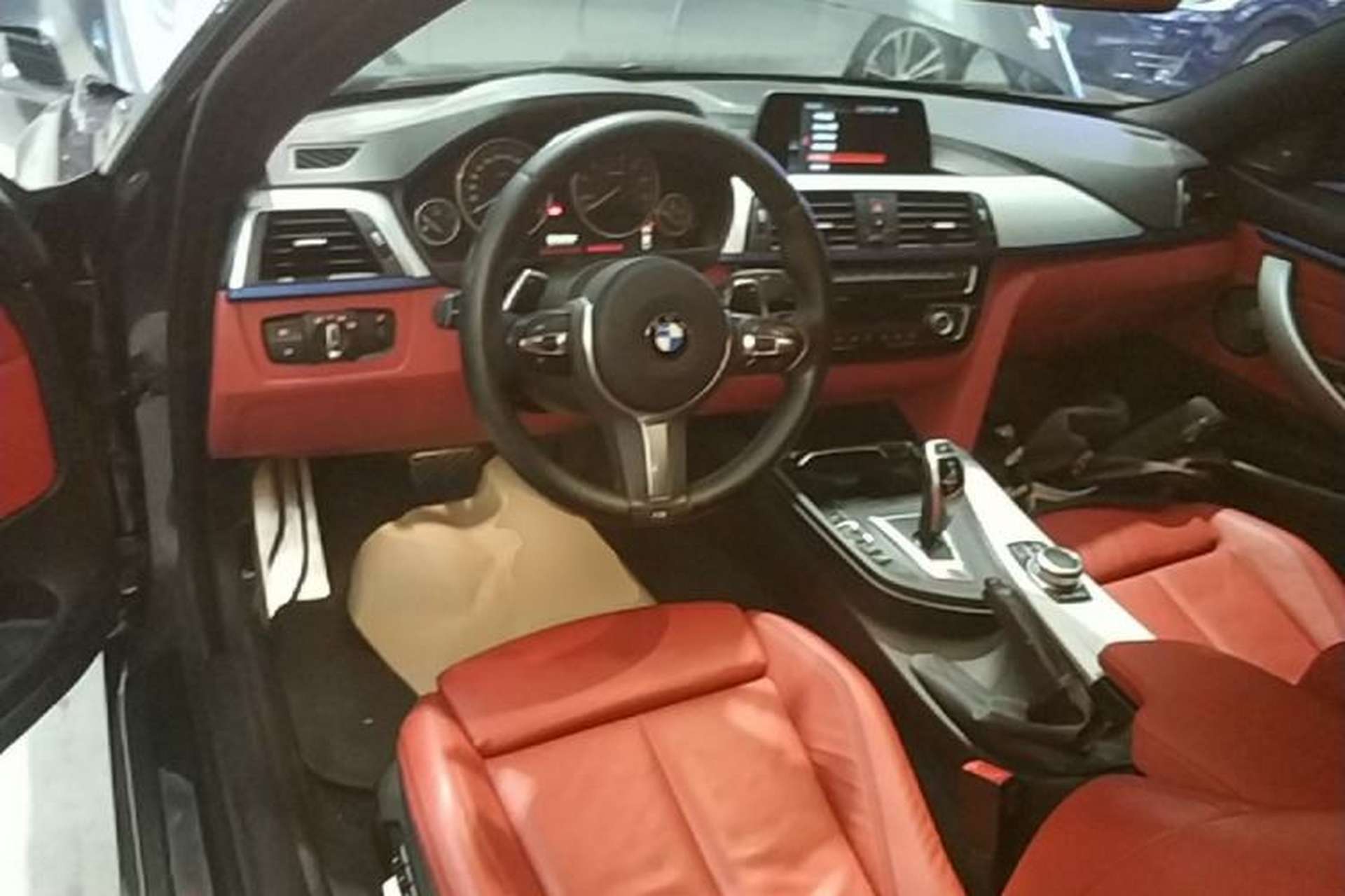 Used BMW 4 Series 2019 425i M Sport Package Center Console