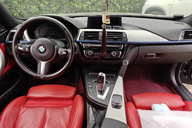 Used BMW 4 Series 2019 425i Gran Coupe M Sport Package Center Console
