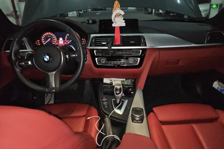 Used BMW 4 Series 2019 430i Gran Coupe M Sport Night Edition Center Console