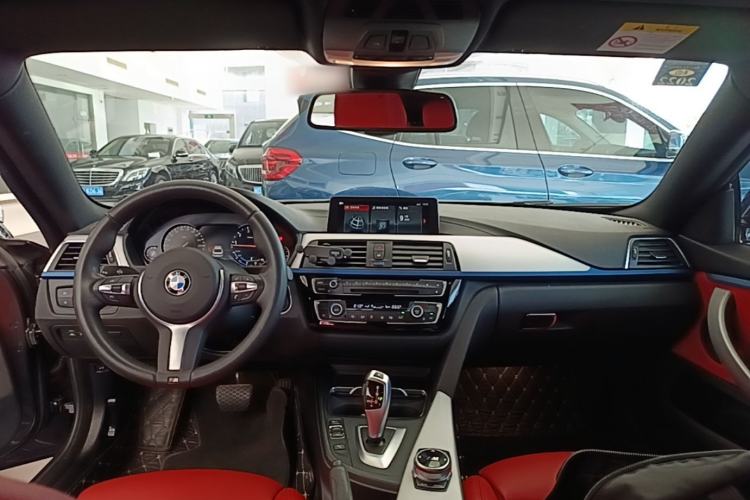 Used BMW 4 Series 2019 425i Gran Coupe M Sport Package Center Console