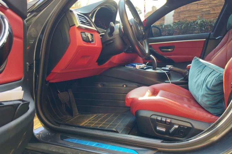 Used BMW 4 Series 2019 430i Gran Coupe M Sport Night Edition Driver Seat