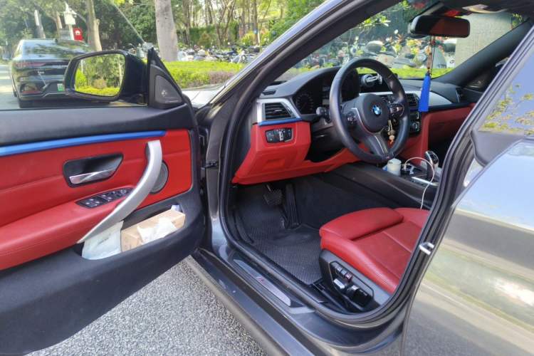 Used BMW 4 Series 2019 425i Gran Coupe M Sport Night Edition Driver Seat