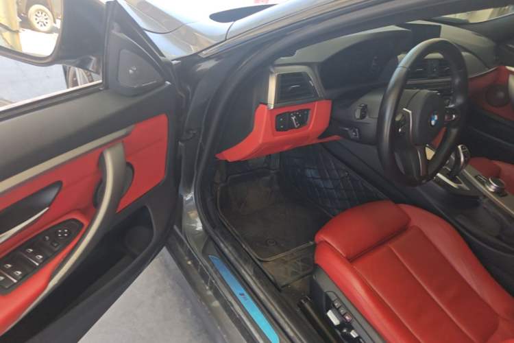Used BMW 4 Series 2019 425i Gran Coupe M Sport Night Edition Driver Seat