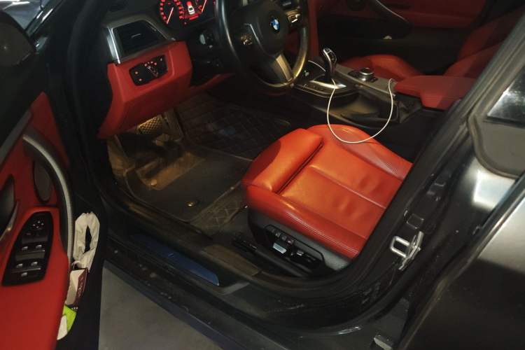 Used BMW 4 Series 2019 425i Gran Coupe M Sport Night Edition Driver Seat