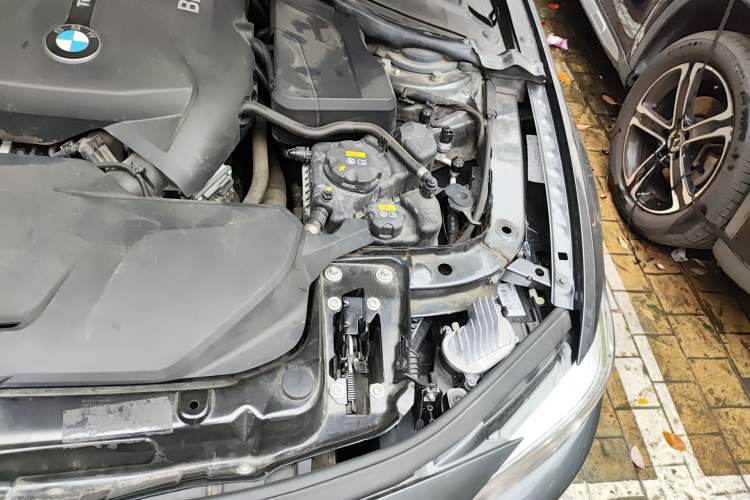 Used BMW 4 Series 2019 430i Gran Coupe M Sport Night Edition Engine Bay Left