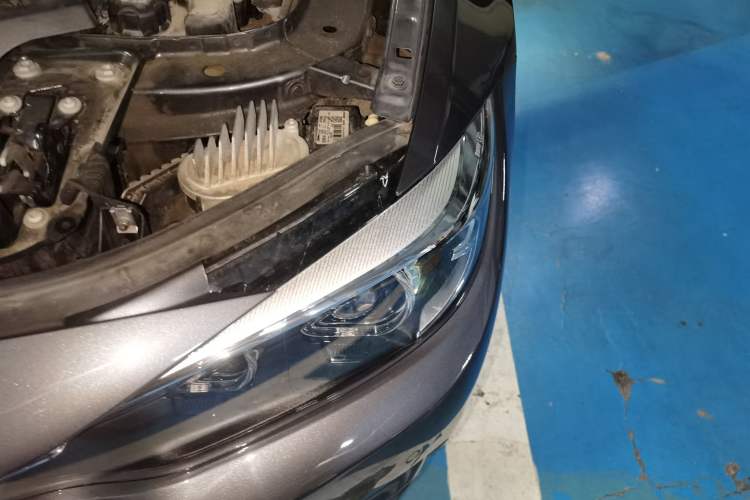 Used BMW 4 Series 2019 425i M Sport Night Edition Engine Bay Left