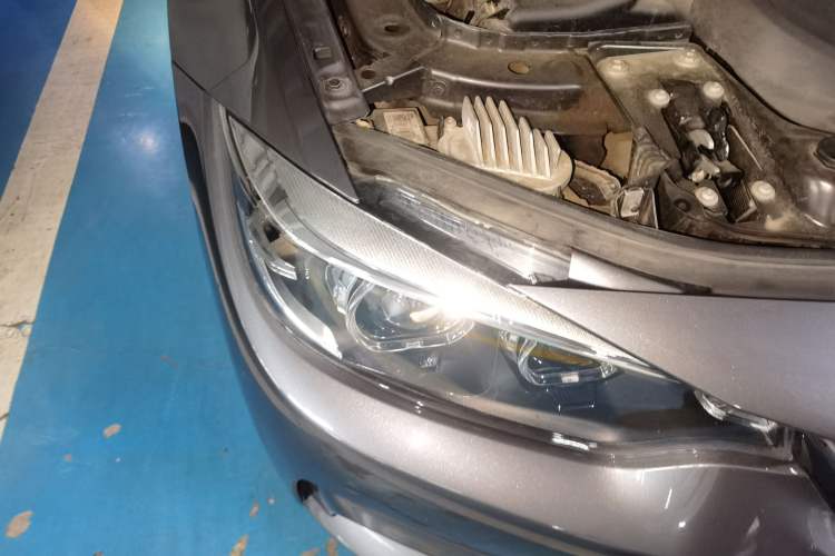 Used BMW 4 Series 2019 425i M Sport Night Edition Engine Bay Right