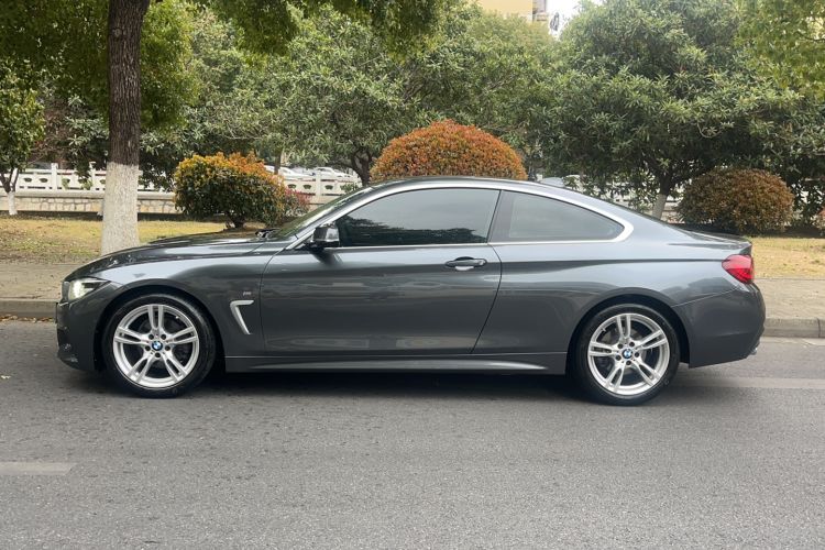 Used BMW 4 Series 2019 425i M Sport Package Exterior 1