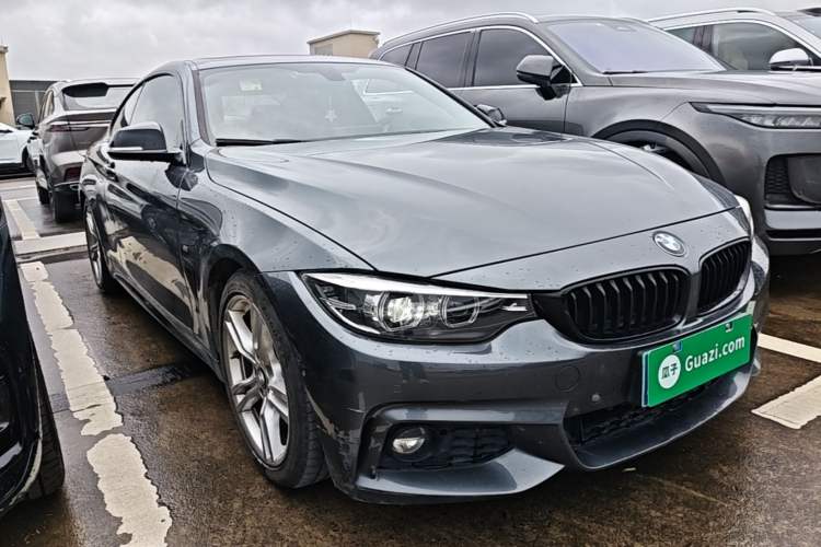 Used BMW 4 Series 2019 425i M Sport Night Edition Front Right 45 Deg