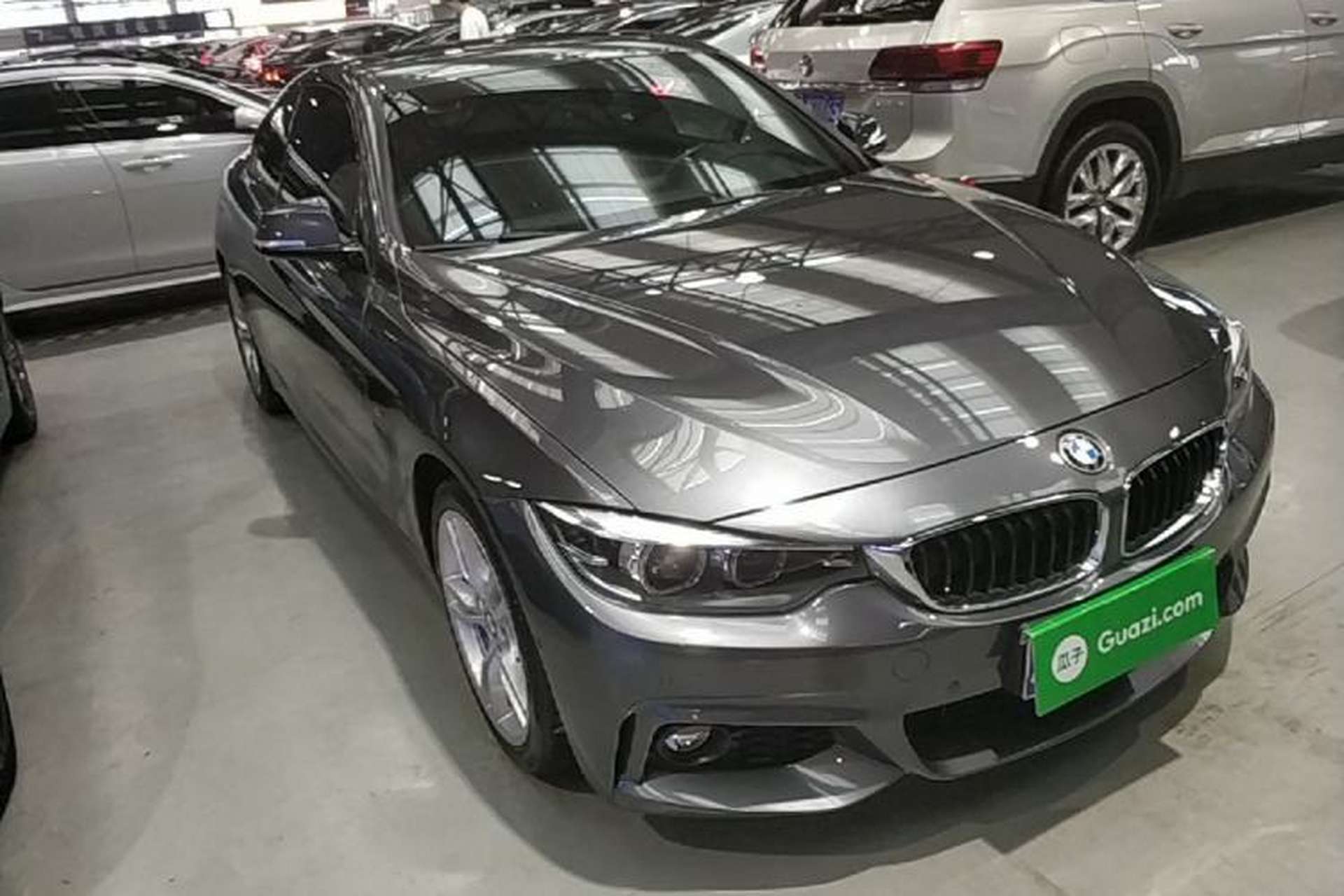 Used BMW 4 Series 2019 425i M Sport Package Front Right 45 Deg