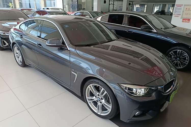Used BMW 4 Series 2019 425i Gran Coupe M Sport Package Front Right 45 Deg