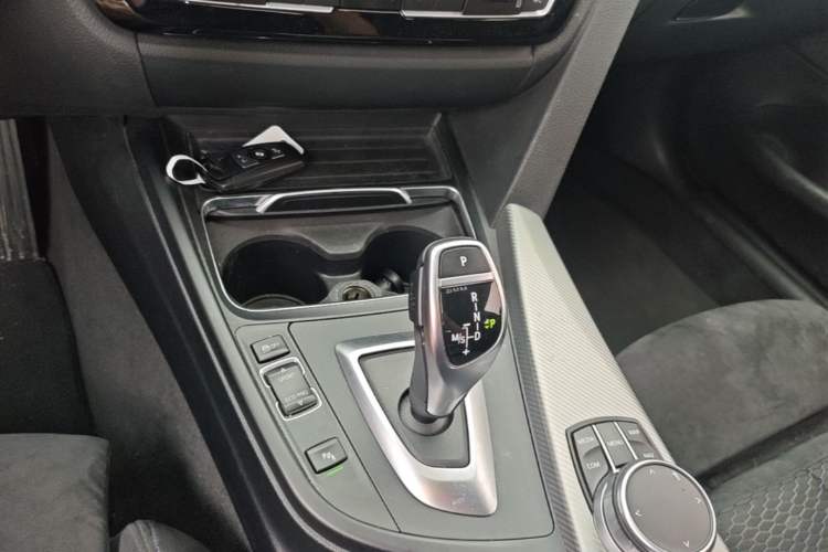 Used BMW 4 Series 2019 425i M Sport Package Gear Lever