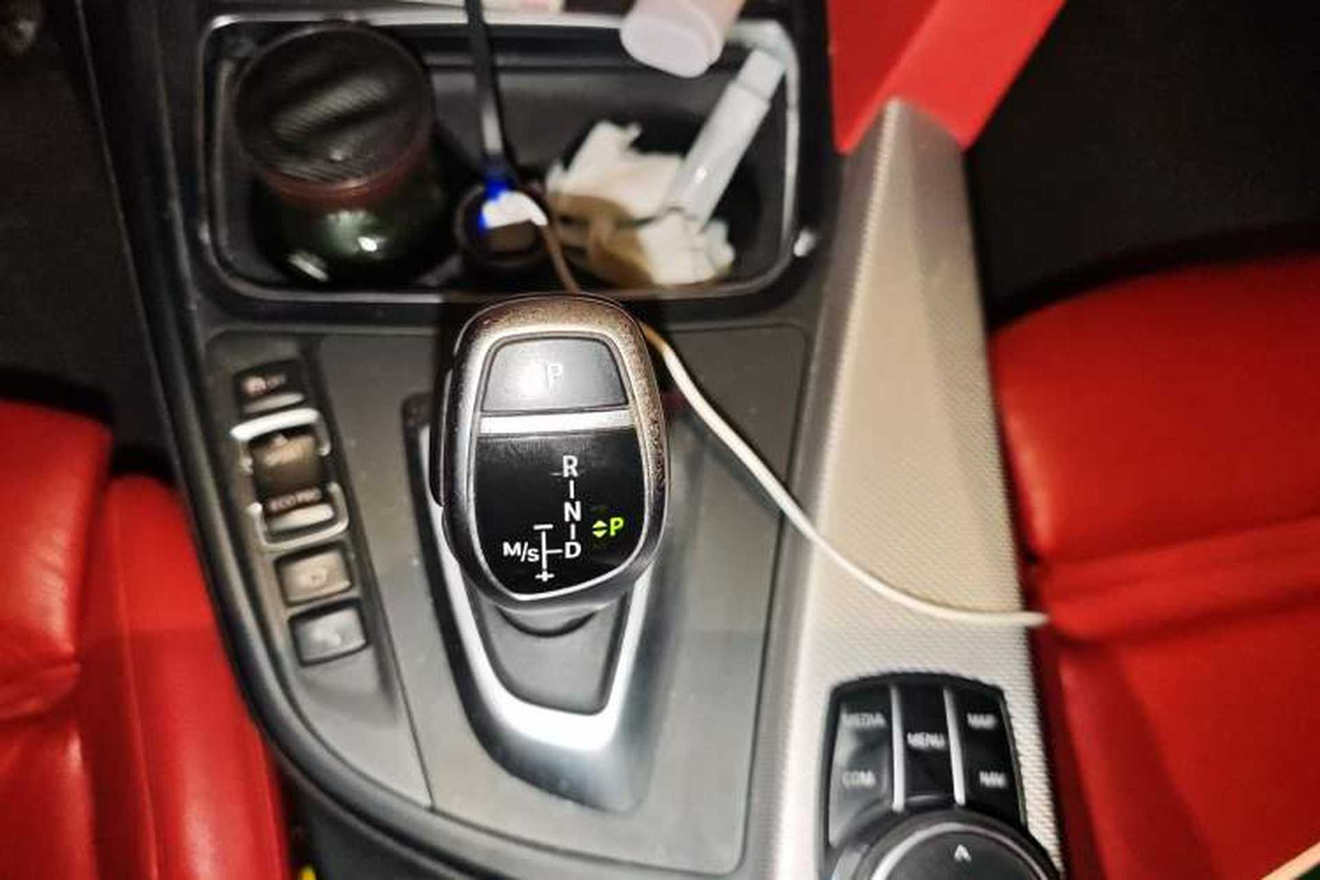 Used BMW 4 Series 2019 425i Gran Coupe M Sport Night Edition Gear Lever