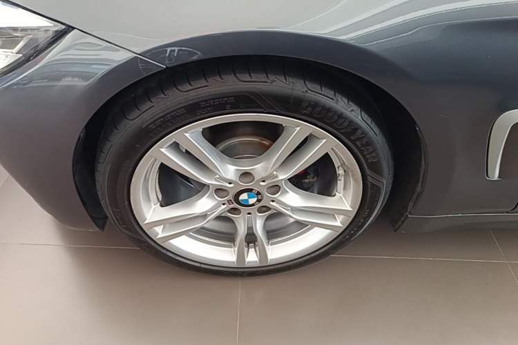 Used BMW 4 Series 2019 425i Gran Coupe M Sport Package Left Front Wheel Hub