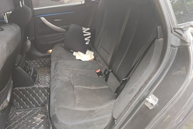 Used BMW 4 Series 2019 425i Gran Coupe M Sport Package Left Rear Seat