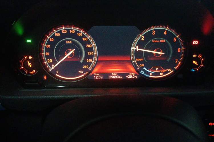 Used BMW 4 Series 2019 425i Gran Coupe M Sport Package Odometer Close Up