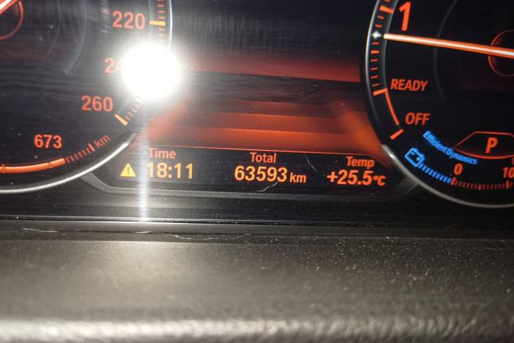 Used BMW 4 Series 2019 425i M Sport Night Edition Odometer Close Up