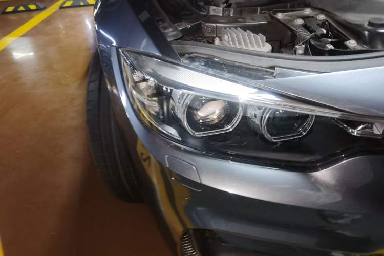 Used BMW 4 Series 2019 425i M Sport Night Edition Right Front Headlight